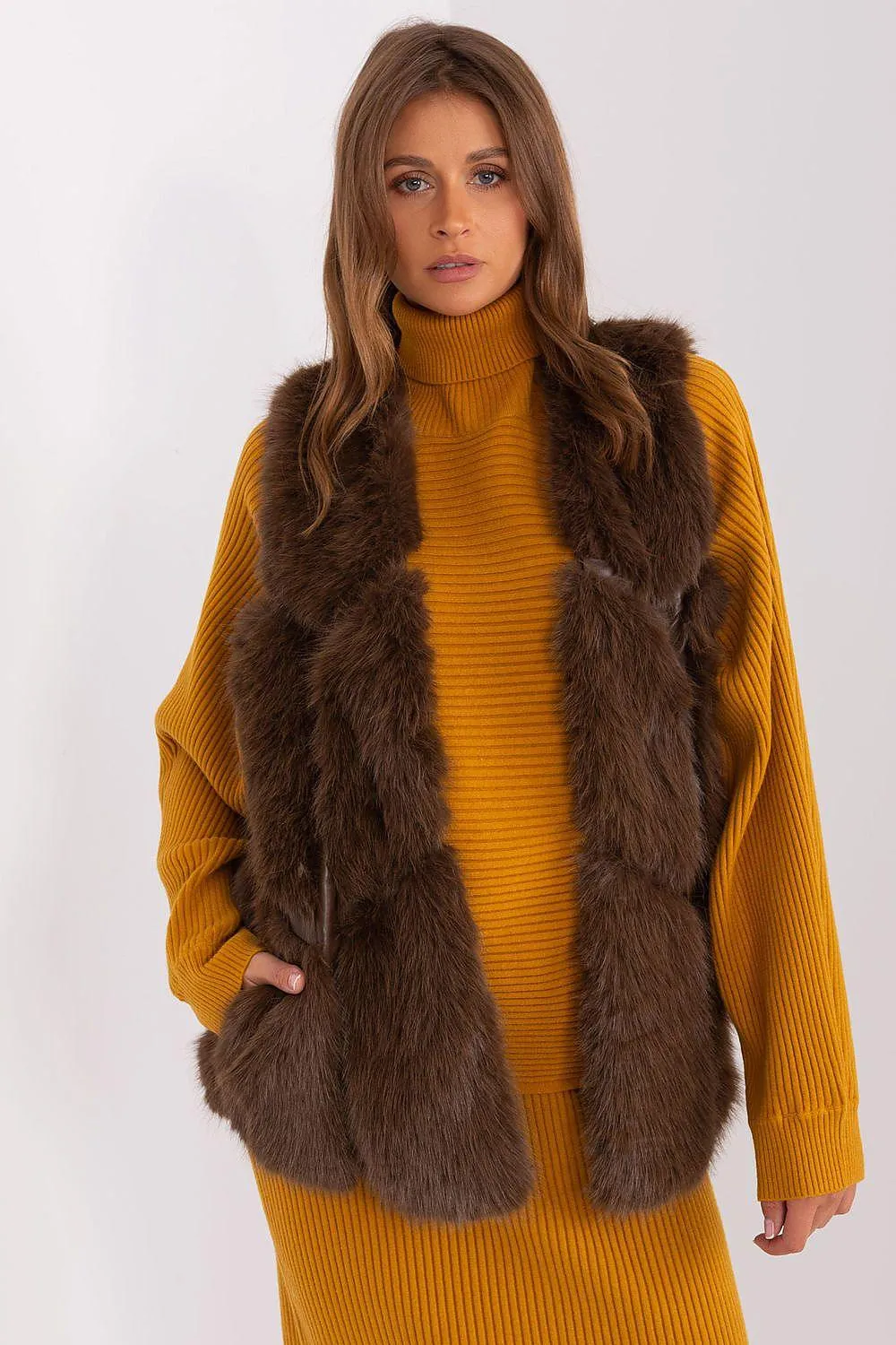 Chic Faux Fur Gilet: Your Essential Wardrobe Staple