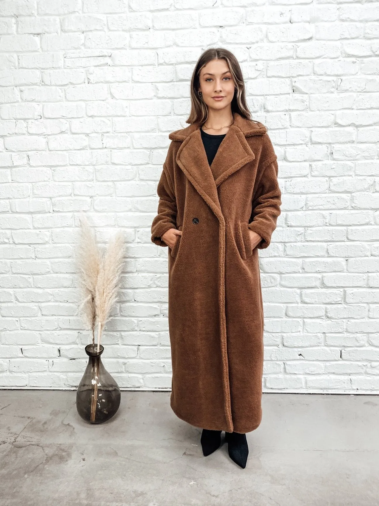 Jaz long slouch chocolate teddy coat