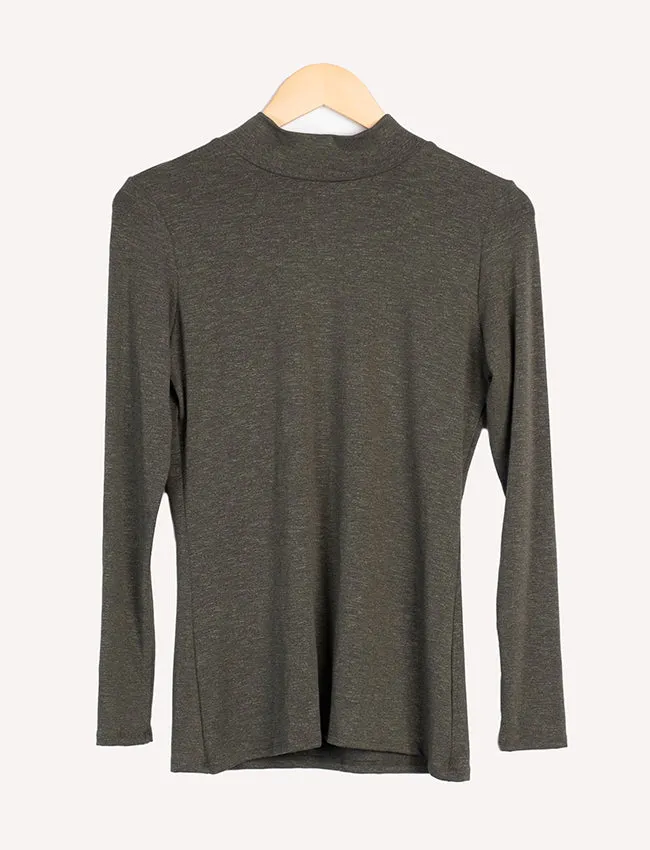 Long Sleeve Turtle Neck.