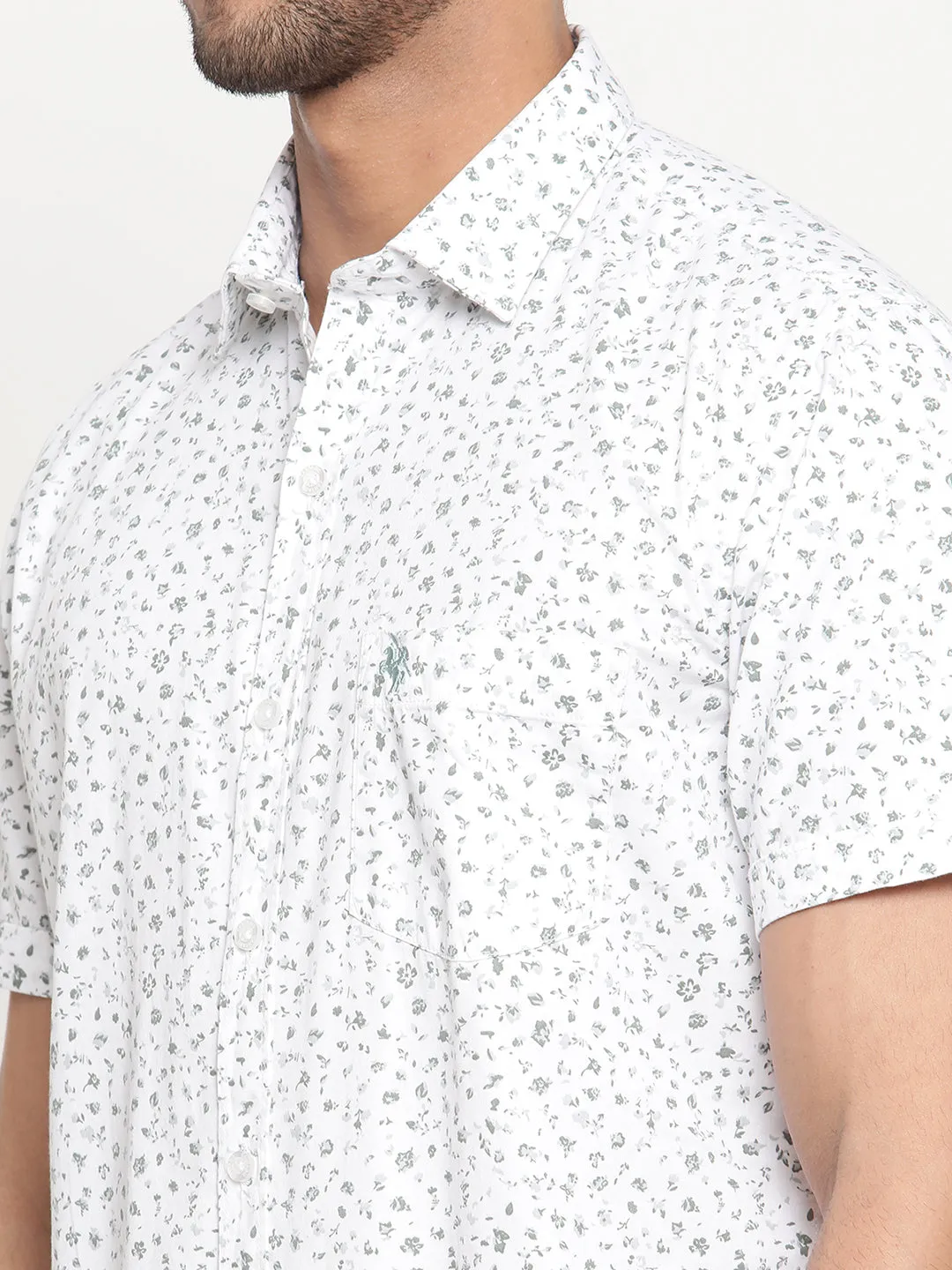 Men's White Casual Floral Print Half Sleeve Shirt